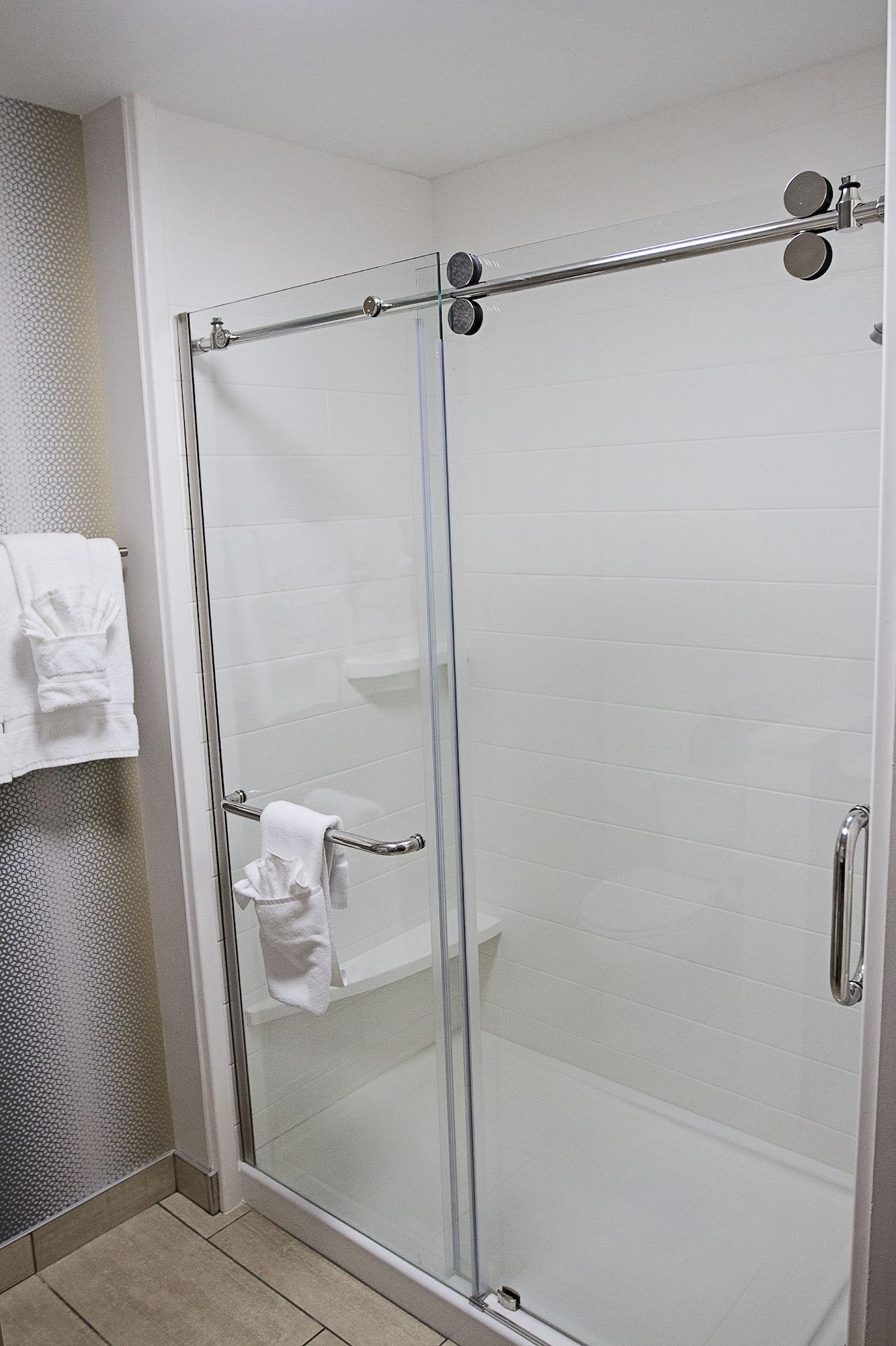 Holiday Inn Express & Suites Greenwood Mall By Ihg Εξωτερικό φωτογραφία