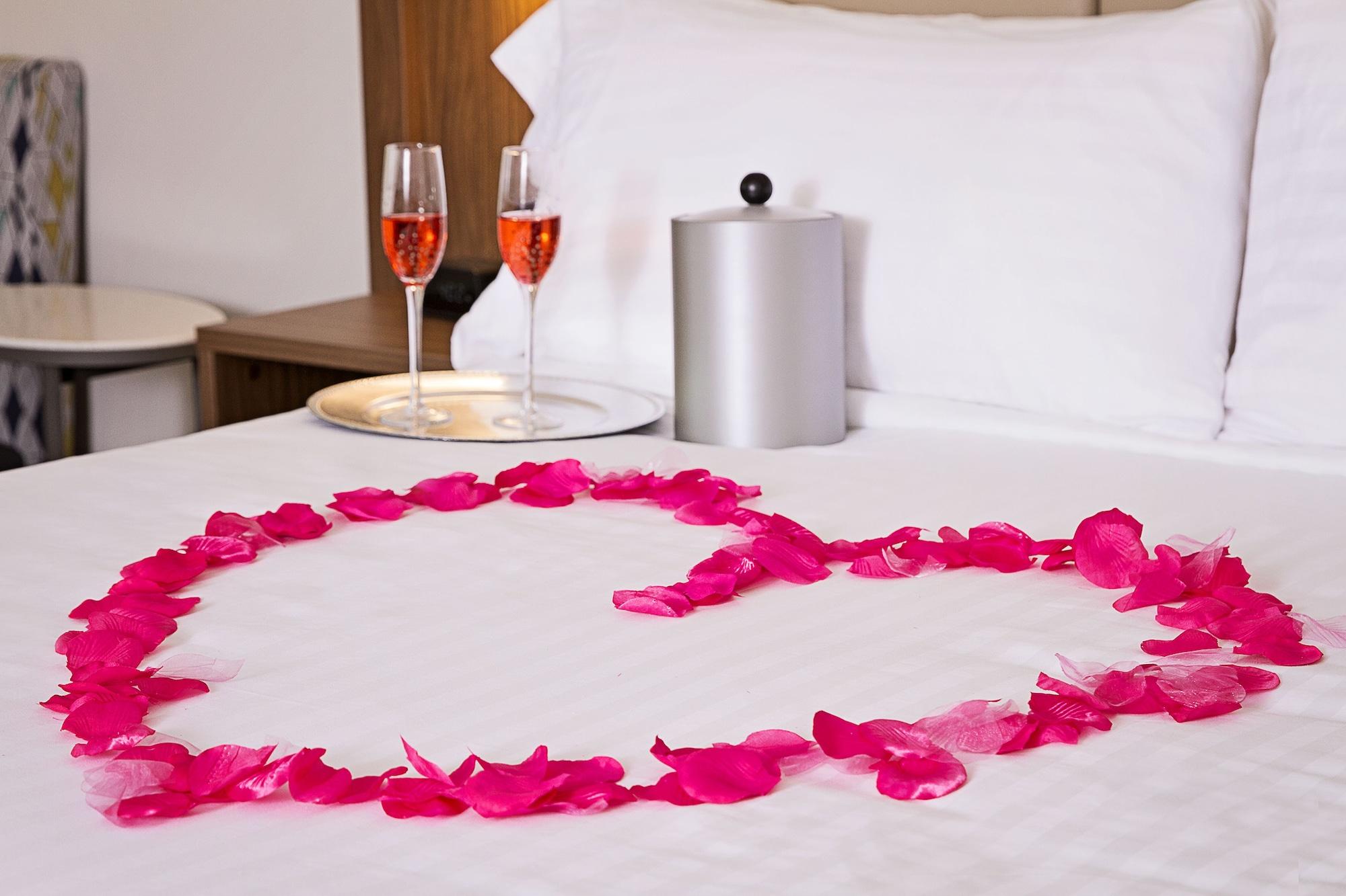 Holiday Inn Express & Suites Greenwood Mall By Ihg Εξωτερικό φωτογραφία