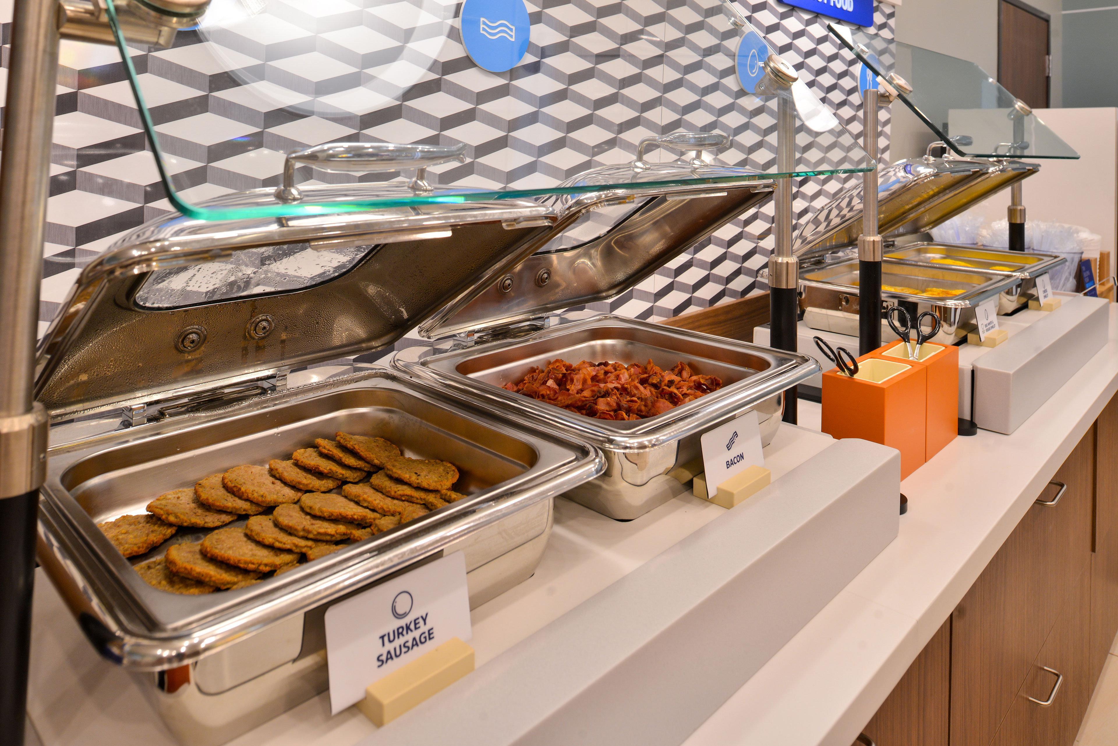 Holiday Inn Express & Suites Greenwood Mall By Ihg Εξωτερικό φωτογραφία