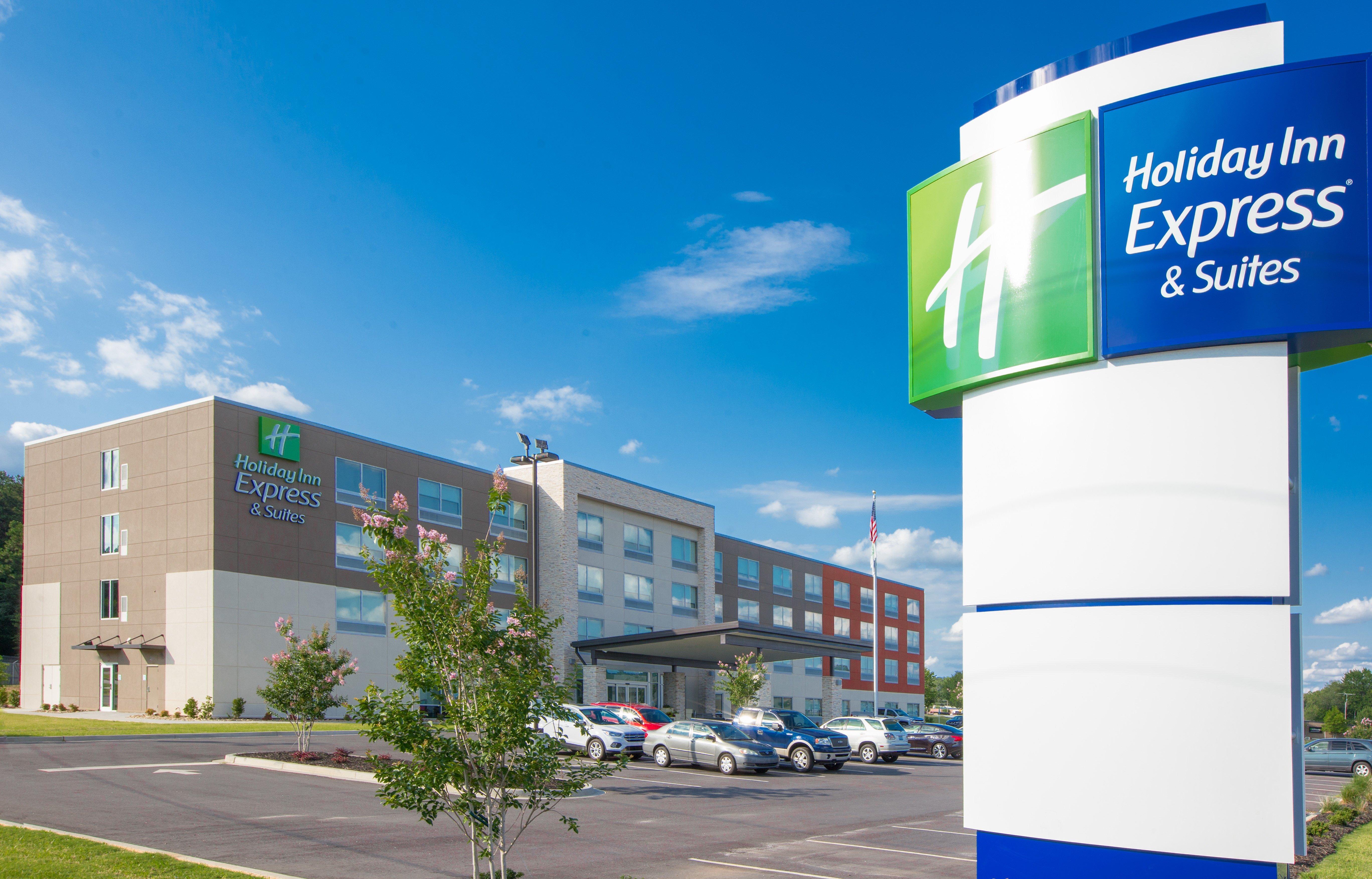 Holiday Inn Express & Suites Greenwood Mall By Ihg Εξωτερικό φωτογραφία